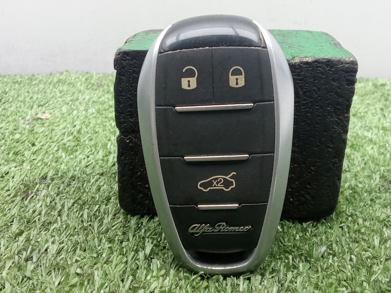 Recambio de conmutador de arranque para alfa romeo stelvio (949_) 2.0 q4 (949.axf2a) referencia OEM IAM   