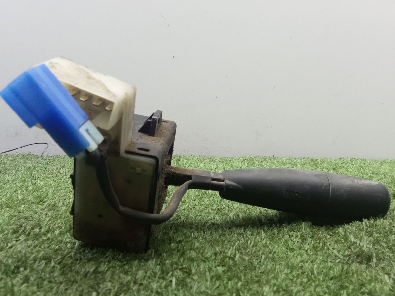 Recambio de mando luces para nissan cabstar e (tl_, vl_) 120.35, 120.45 (tl0) referencia OEM IAM SIN REFERENCIA  