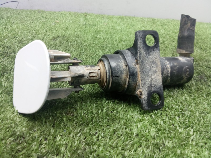 Recambio de lavafaro para alfa romeo stelvio (949_) 2.0 q4 (949.axf2a) referencia OEM IAM 2860022  