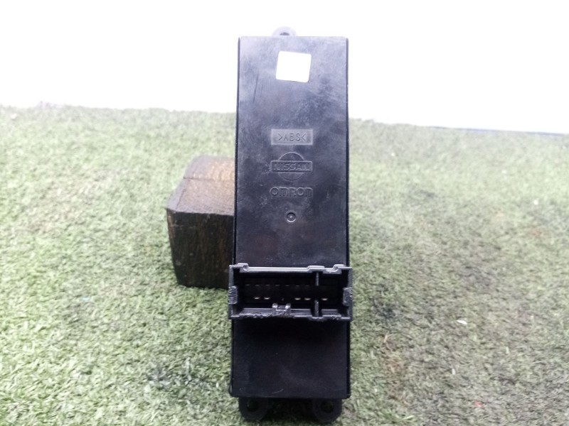 Recambio de mando elevalunas delantero izquierdo para nissan primera (p12) 2.2 di referencia OEM IAM   