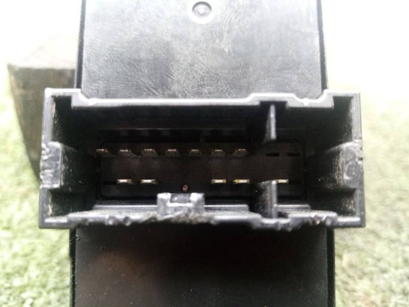 Recambio de mando elevalunas delantero izquierdo para nissan primera (p12) 2.2 di referencia OEM IAM   