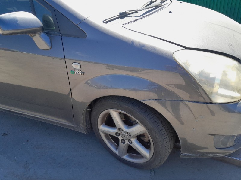 Recambio de aleta delantera derecha para toyota corolla verso (zer_, zze12_, r1_) 2.2 d-4d (aur10_) referencia OEM IAM   