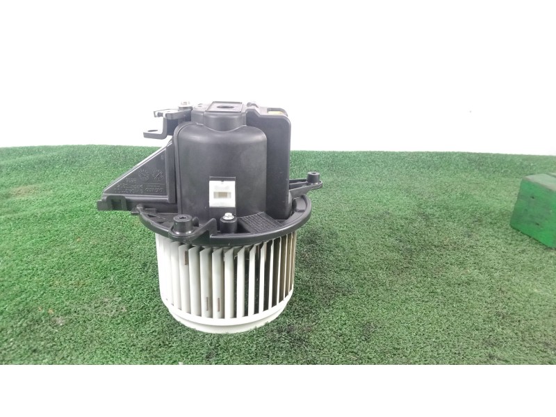 Recambio de motor calefaccion para alfa romeo stelvio (949_) 2.0 q4 (949.axf2a) referencia OEM IAM 5W0431000 2 PINES DENSO