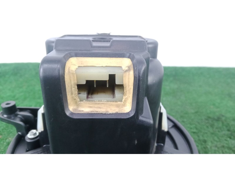 Recambio de motor calefaccion para alfa romeo stelvio (949_) 2.0 q4 (949.axf2a) referencia OEM IAM 5W0431000 2 PINES DENSO