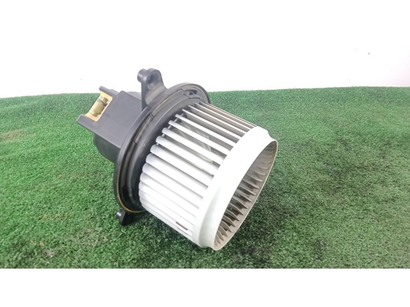 Recambio de motor calefaccion para alfa romeo stelvio (949_) 2.0 q4 (949.axf2a) referencia OEM IAM 5W0431000 2 PINES DENSO