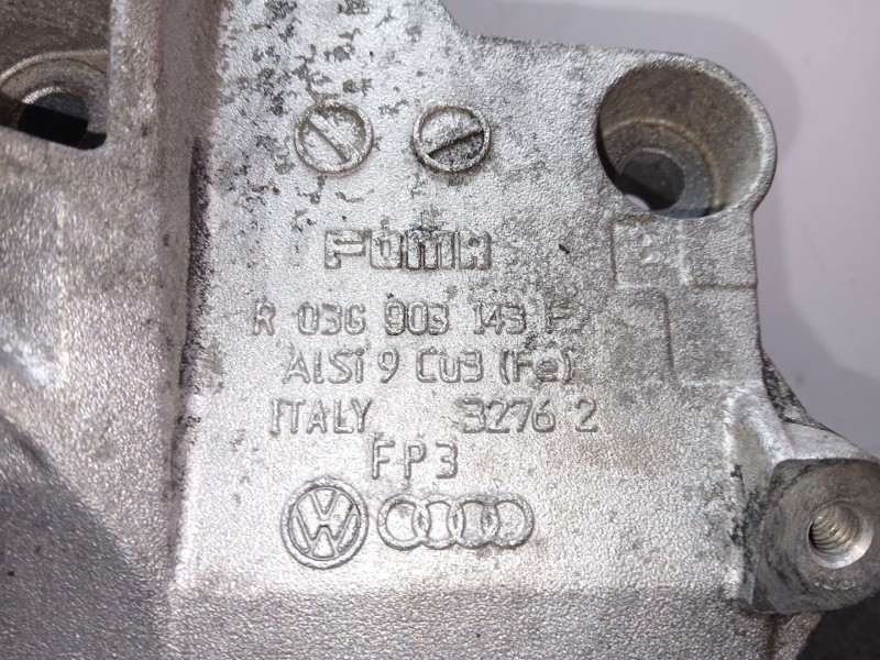 Recambio de soporte alternador para skoda octavia ii combi (1z5) 2.0 tdi referencia OEM IAM 03G903143E  