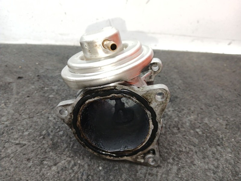 Recambio de valvula egr para mitsubishi grandis (na_w) 2.0 di-d (na8w) referencia OEM IAM 038129637D  