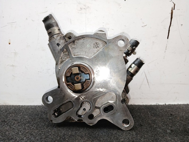 Recambio de bomba inyeccion para mitsubishi grandis (na_w) 2.0 di-d (na8w) referencia OEM IAM 03G145209C BOSCH 