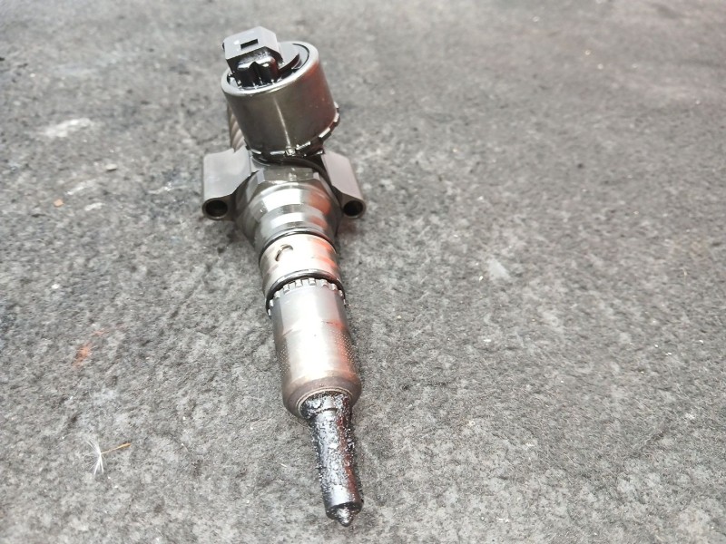 Recambio de inyector para dodge caliber 2.0 16v crd cat referencia OEM IAM 03G130073G - 0414720404 BOSCH 