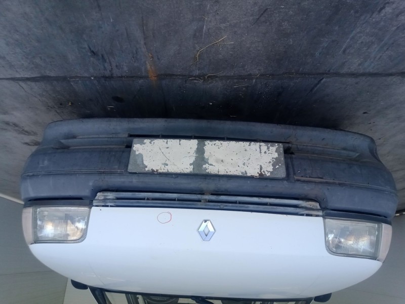 Recambio de paragolpes delantero para renault clio i (b/c57_, 5/357_) 1.1 referencia OEM IAM   