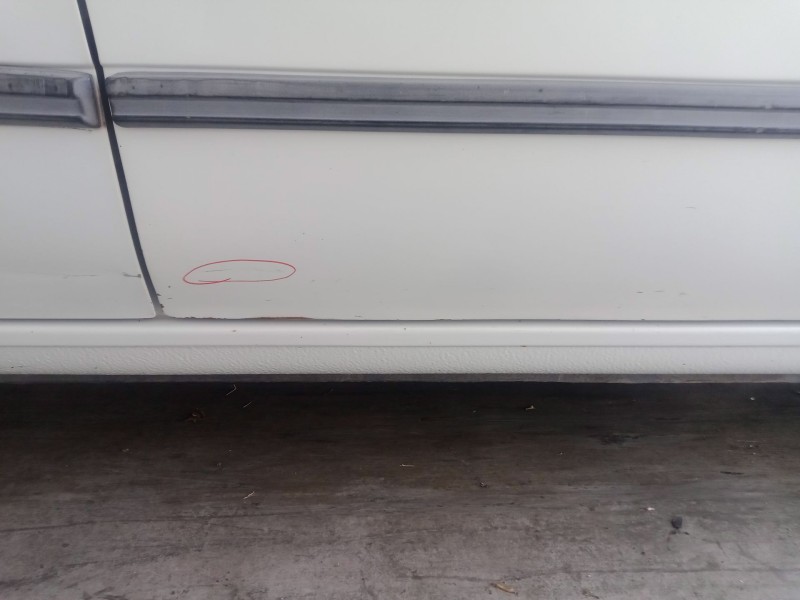Recambio de puerta delantera derecha para renault clio i (b/c57_, 5/357_) 1.1 referencia OEM IAM   
