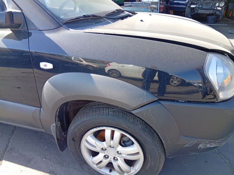 Recambio de aleta delantera derecha para hyundai tucson (jm) 2.0 a las 4 ruedas referencia OEM IAM   