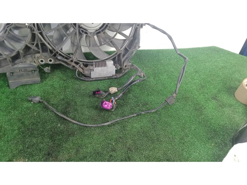 Recambio de electroventilador para audi a4 b6 (8e2) 2.0 referencia OEM IAM 8E0121205M Ø720MM - DOBLE.VENTILADOR VALEO