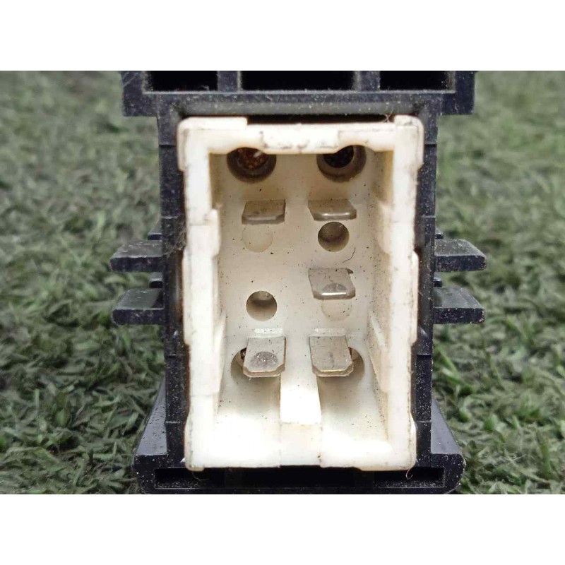 Recambio de mando elevalunas delantero derecho para toyota camry (v10) 2.0 gli referencia OEM IAM   