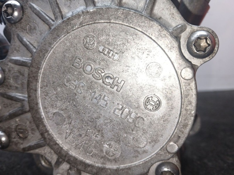 Recambio de bomba inyeccion para skoda octavia ii combi (1z5) 2.0 tdi referencia OEM IAM 03G145209C  