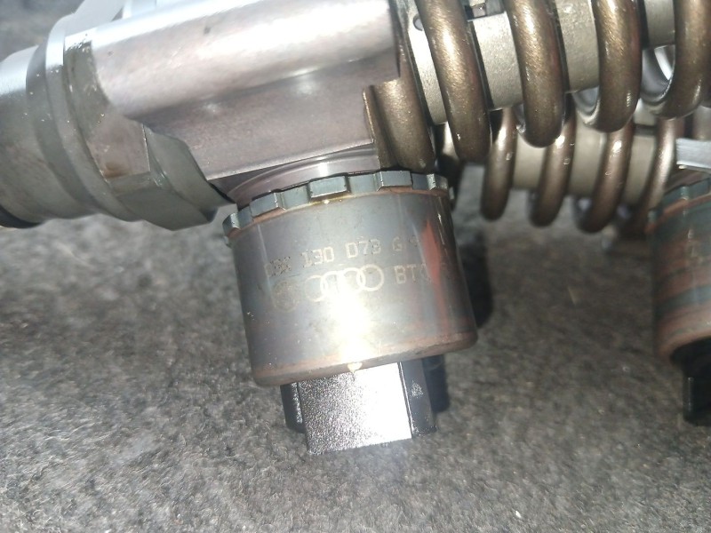 Recambio de inyector para mitsubishi grandis (na_w) 2.0 di-d (na8w) referencia OEM IAM 03G130073G - 0414720404  