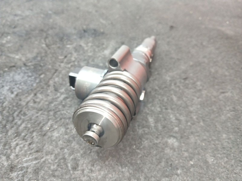 Recambio de inyector para mitsubishi grandis (na_w) 2.0 di-d (na8w) referencia OEM IAM 03G130073G - 0414720404  