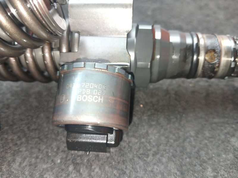 Recambio de inyector para mitsubishi grandis (na_w) 2.0 di-d (na8w) referencia OEM IAM 03G130073G - 0414720404  