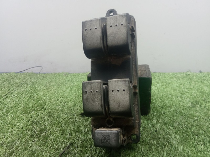 Recambio de mando elevalunas delantero izquierdo para mazda 3 (bk) 1.6 (bk14) referencia OEM IAM 03123050BS3EL 4.BOTONES 