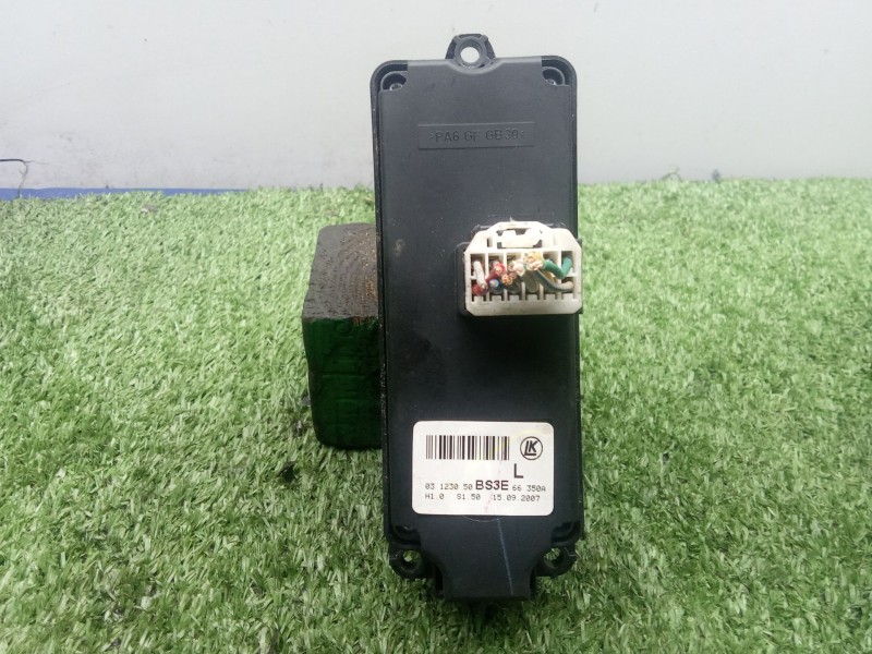 Recambio de mando elevalunas delantero izquierdo para mazda 3 (bk) 1.6 (bk14) referencia OEM IAM 03123050BS3EL 4.BOTONES 