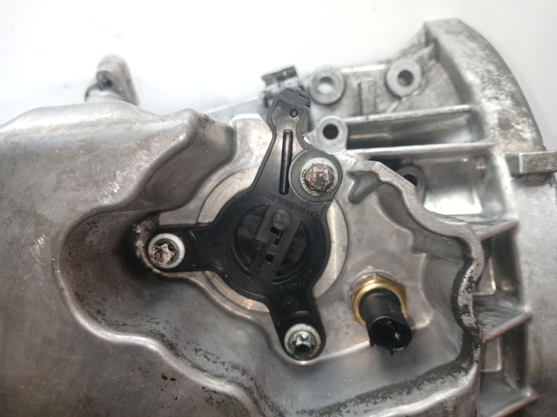 Recambio de carter para mercedes-benz clase c (w204) c 220 cdi (204.008) referencia OEM IAM R6460142102  ALUMINIO
