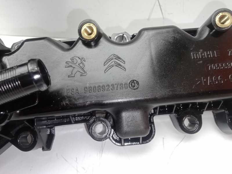 Recambio de tapa balancines para opel crossland x 1.2 referencia OEM IAM 9808923780  