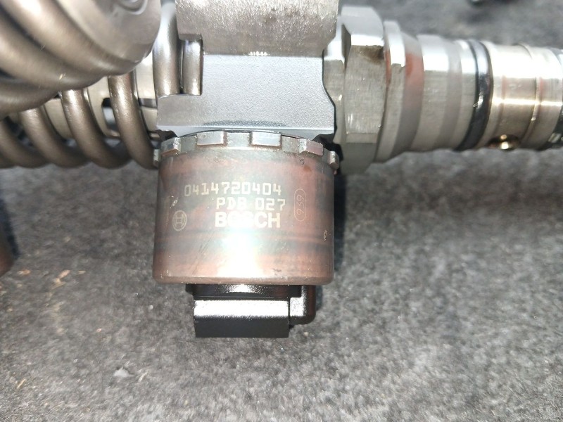 Recambio de inyector para audi a6 c6 (4f2) 2.0 tdi referencia OEM IAM 03G130073G - 0414720404  