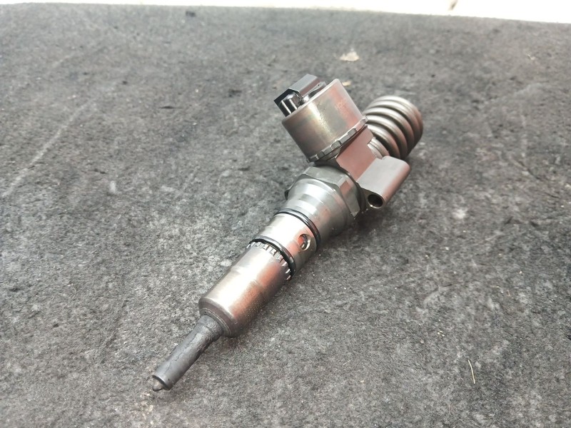 Recambio de inyector para audi a6 c6 (4f2) 2.0 tdi referencia OEM IAM 03G130073G - 0414720404  