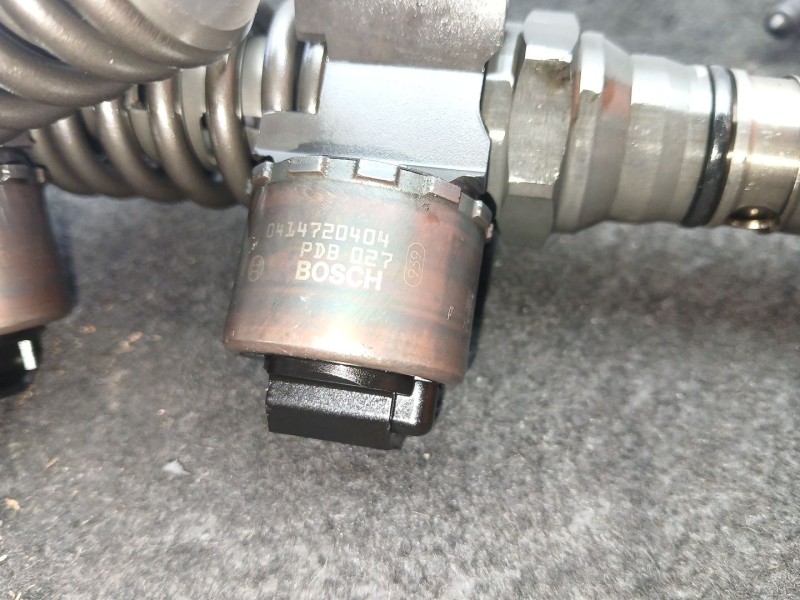 Recambio de inyector para audi a6 c6 (4f2) 2.0 tdi referencia OEM IAM 03G130073G - 0414720404  