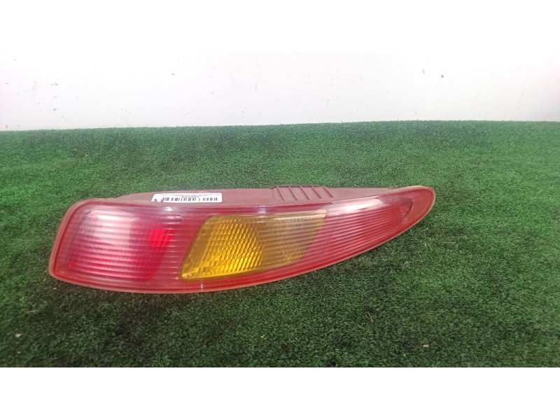 Recambio de piloto trasero derecho para alfa romeo gt (937_) 1.9 jtd (937cxn1b) referencia OEM IAM 60681558 - 461607486  HALOGEN