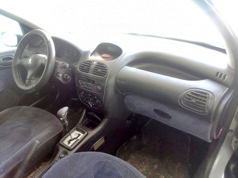 peugeot 206 hatchback (2a/c) del año 2001