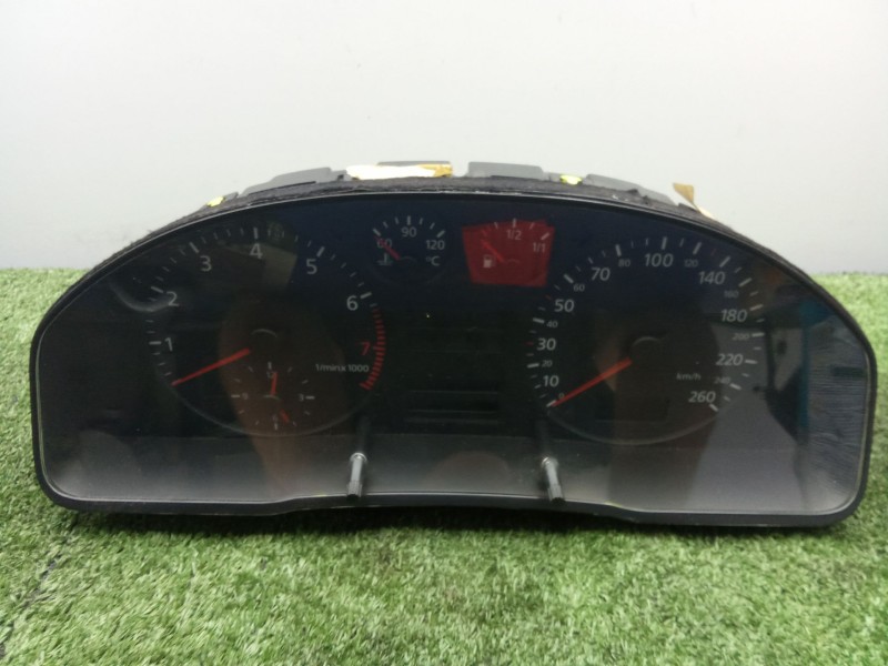 Recambio de cuadro instrumentos para audi a4 b5 (8d2) 1.8 referencia OEM IAM 8D0919861C - 110008884002 2.CONECTORES 