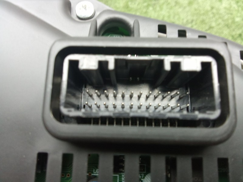 Recambio de cuadro instrumentos para lexus is ii (_e2_) 220d (ale20) referencia OEM IAM 8380053672 2.CONECTORES 