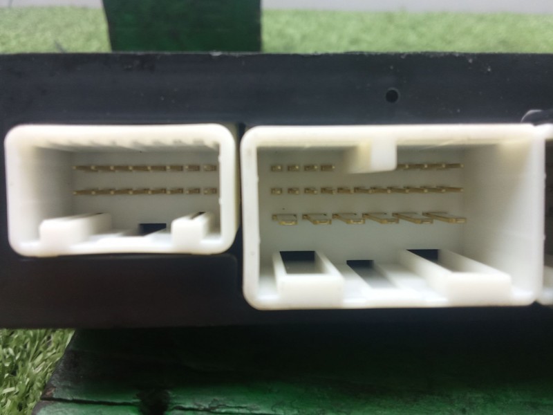 Recambio de modulo electronico para lexus is ii (_e2_) 220d (ale20) referencia OEM IAM 8943053030 - 1233006970  