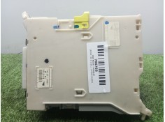Recambio de caja reles / fusibles para lexus is ii (_e2_) 220d (ale20) referencia OEM IAM 8273053050 - 711270967  