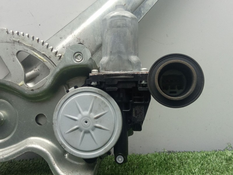 Recambio de elevalunas trasero derecho para lexus is ii (_e2_) 220d (ale20) referencia OEM IAM  ELECTRICO CON.MOTOR