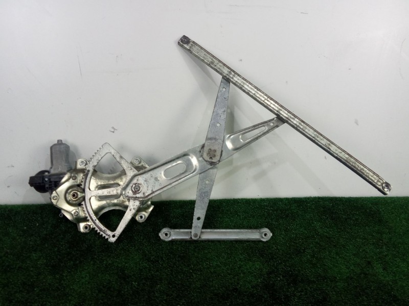 Recambio de elevalunas delantero izquierdo para lexus is ii (_e2_) 220d (ale20) referencia OEM IAM  ELECTRICO CON.MOTOR