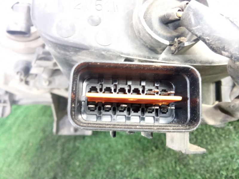 Recambio de faro derecho para mitsubishi outlander ii (cw_w) 2.0 di-d (cw8w) referencia OEM IAM   
