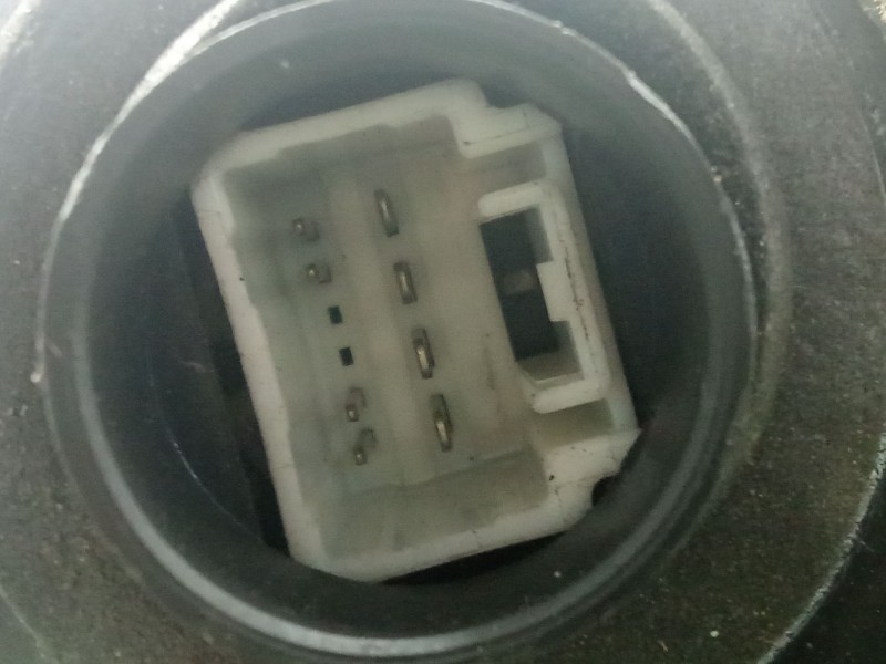 Recambio de cerradura puerta trasera derecha para lexus is ii (_e2_) 220d (ale20) referencia OEM IAM U48B1615 8.PINES 