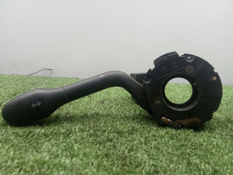 Recambio de mando intermitentes para seat ibiza ii (6k1) 1.4 i referencia OEM IAM   