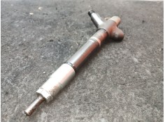 Recambio de inyector para toyota avensis sedán (_t27_) 2.0 d-4d (adt270_) referencia OEM IAM 236700R100   2