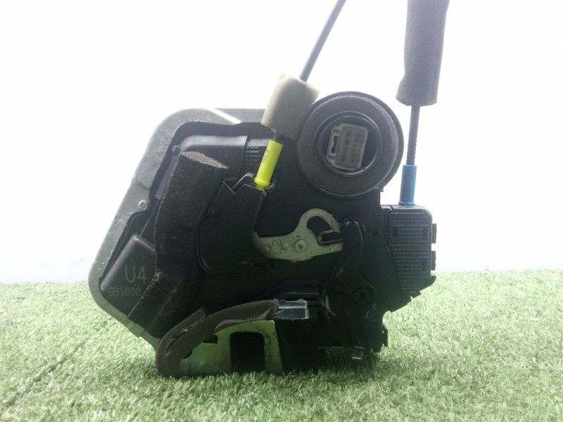 Recambio de cerradura puerta trasera izquierda para lexus is ii (_e2_) 220d (ale20) referencia OEM IAM U48B1808 8.PINES 