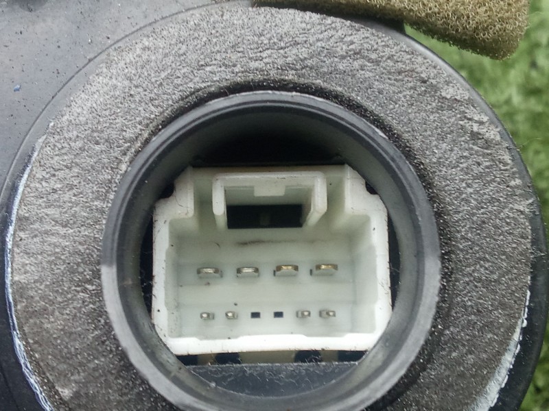Recambio de cerradura puerta trasera izquierda para lexus is ii (_e2_) 220d (ale20) referencia OEM IAM U48B1808 8.PINES 