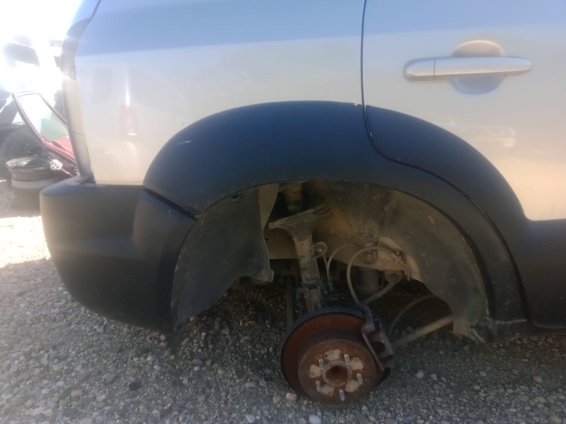 Recambio de aletin trasero derecho para hyundai tucson (jm) 2.0 crdi cat referencia OEM IAM   