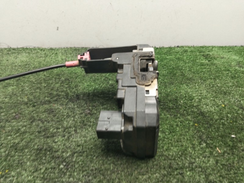 Recambio de cerradura puerta trasera izquierda para opel astra h sedán (a04) 1.7 cdti (l69) referencia OEM IAM   