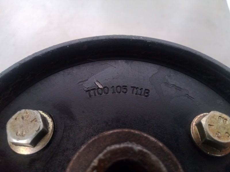 Recambio de bomba servodireccion para volvo v40 familiar 1.9 diesel referencia OEM IAM 7846075-7700105711B  04090300