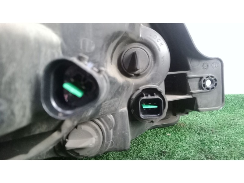 Recambio de faro izquierdo para hyundai tucson (jm) 2.0 a las 4 ruedas referencia OEM IAM   