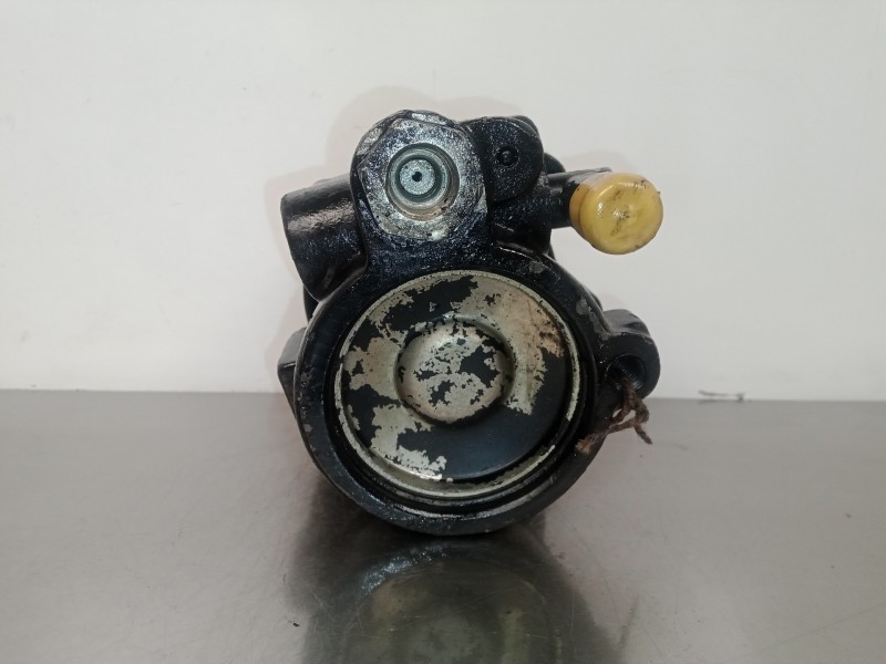 Recambio de bomba servodireccion para volvo v40 familiar 1.9 diesel referencia OEM IAM 7846075-7700105711B  04090300