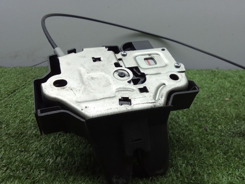 Recambio de cerradura maletero / porton para lexus is ii (_e2_) 220d (ale20) referencia OEM IAM  3.PINES 