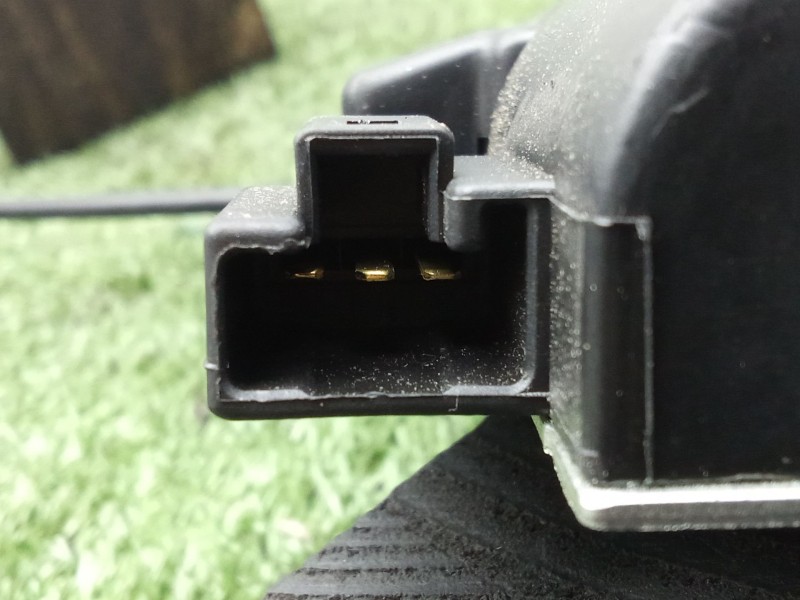 Recambio de cerradura maletero / porton para lexus is ii (_e2_) 220d (ale20) referencia OEM IAM  3.PINES 